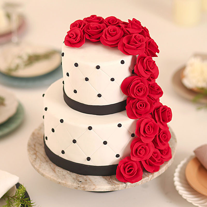 2 tier wedding cake 4kg:Wedding Cakes to Bhopal