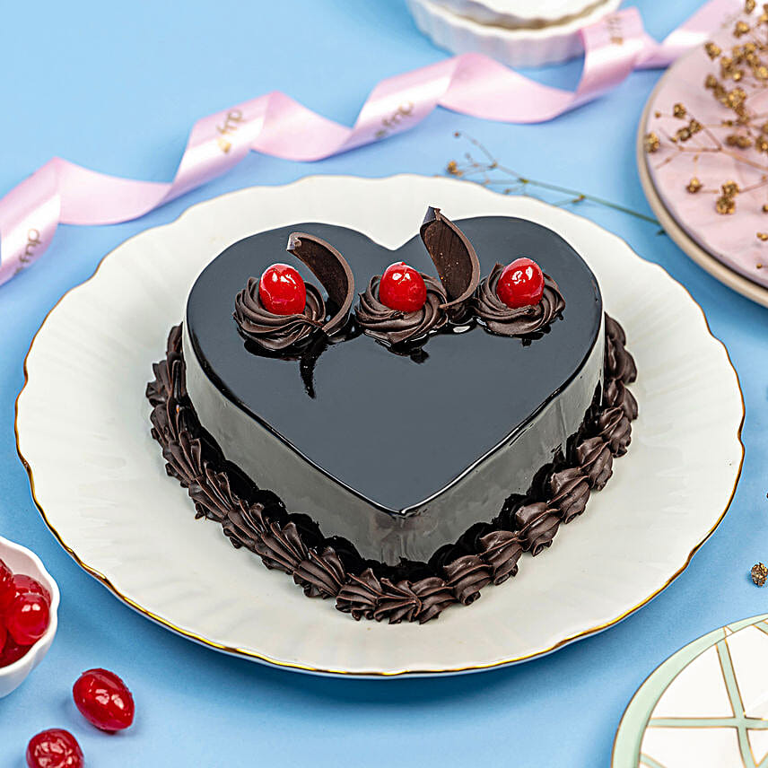 Chocolate Truffle Heart Cake 1 Kg Eggless