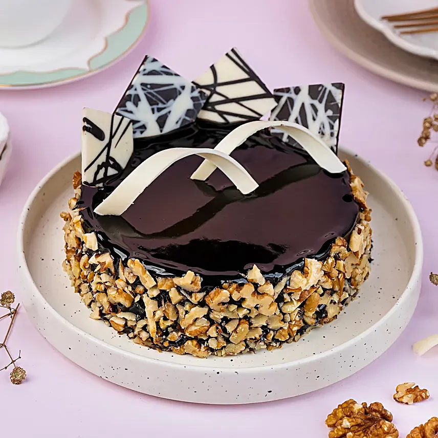 Chocolate outlet walnut cake