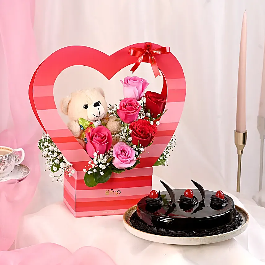 Cuddles N Cake Combo:Heart Shaped Flowers