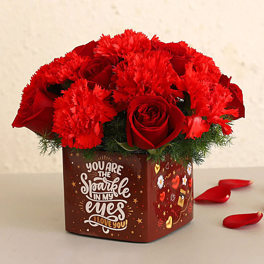 Red Flowers Bunch In Love You Vase