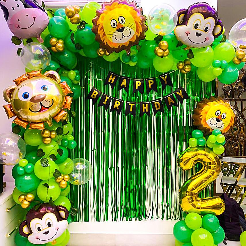 Jungle Theme Balloon Decor
