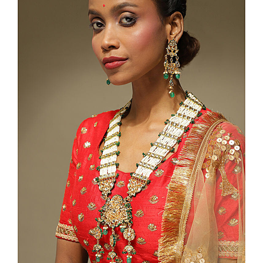 Kundan and Pearl Chokar with Earrings
