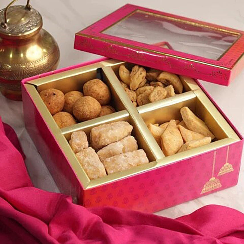 Snack Lovers Festive Gift Box