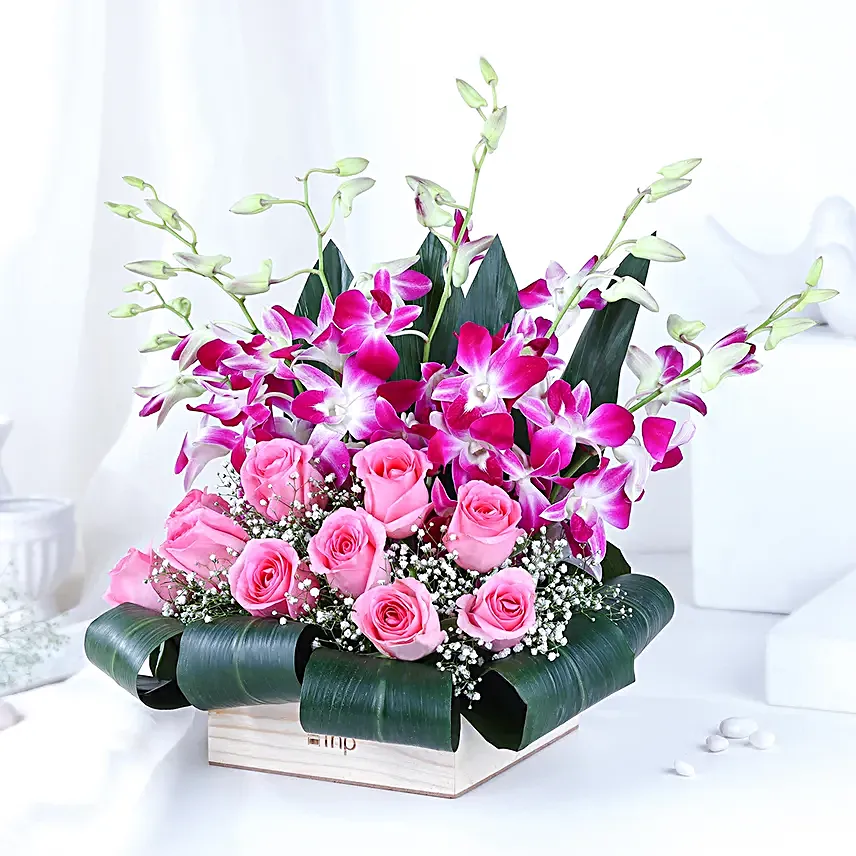 Gleaming Beauty Floral Arrangements