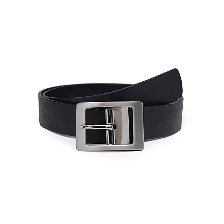 Sleek Statement Belt