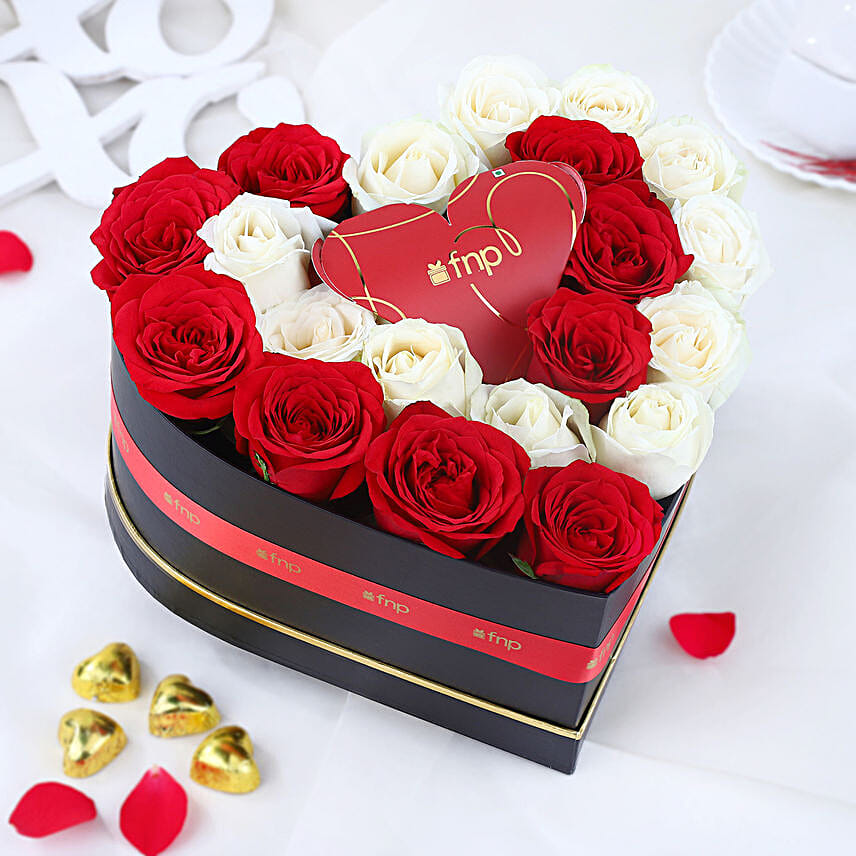 Sweet Avalanche Roses Heart Box Sweet Avalanche Roses Heart Box