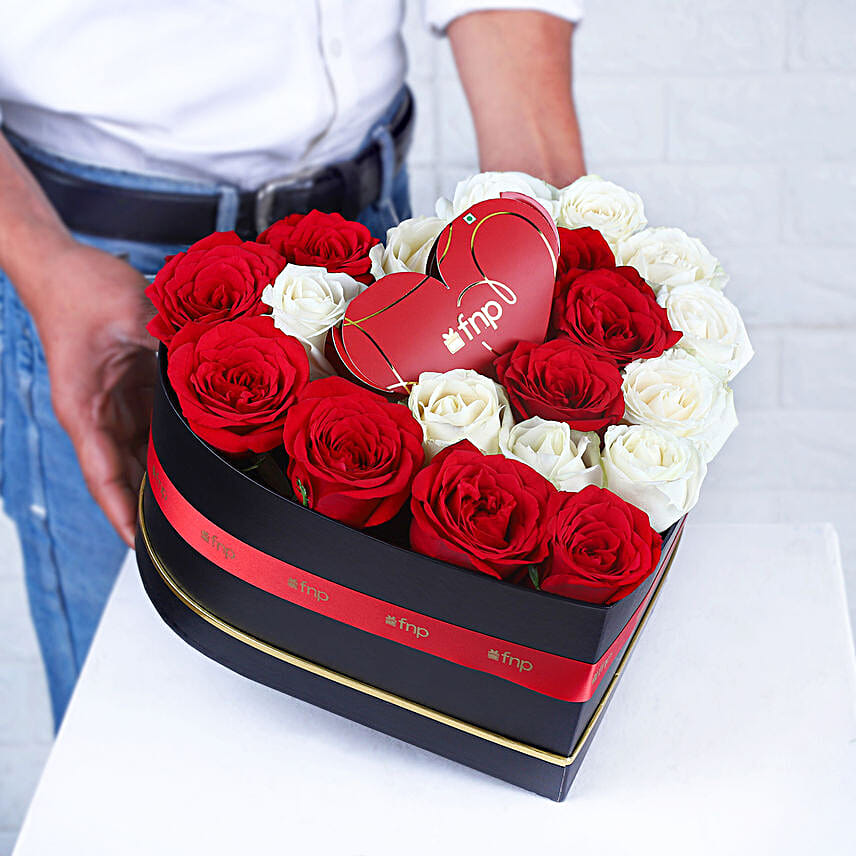 Sweet Avalanche Roses Heart Box Sweet Avalanche Roses Heart Box