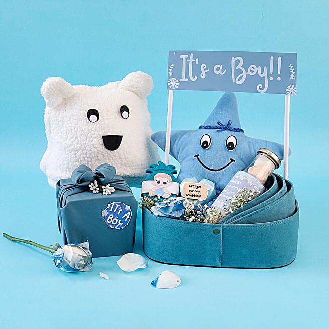 Buy/Send New Born Baby Boy Gift Hamper Online FNP