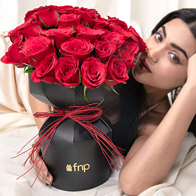 Fnp Red Roses Buy/Send Whispers of Red Rose Online- FNP