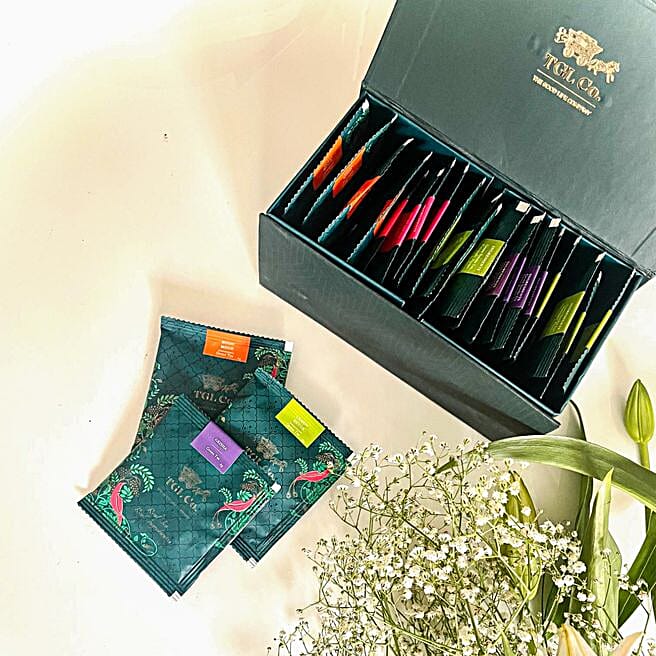 Buy/Send Lotus Luxe Assorted Tea Gift Set Online FNP