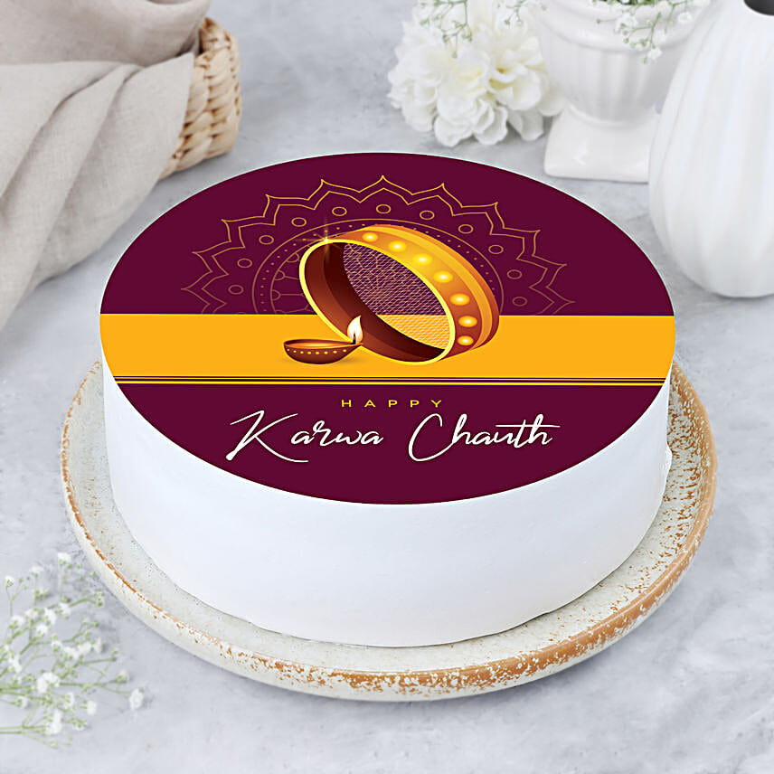 Karwa Chauth Special Vanilla Cake- 2 Kg