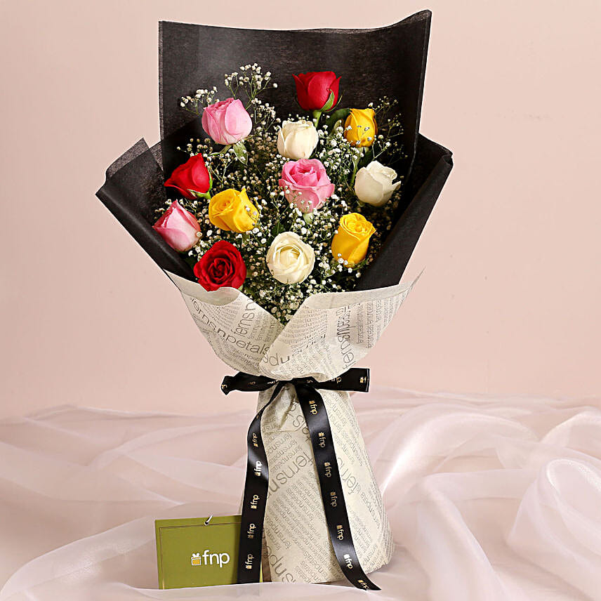 FnP Young Love 12 Colourful Roses Bouquet MKTP