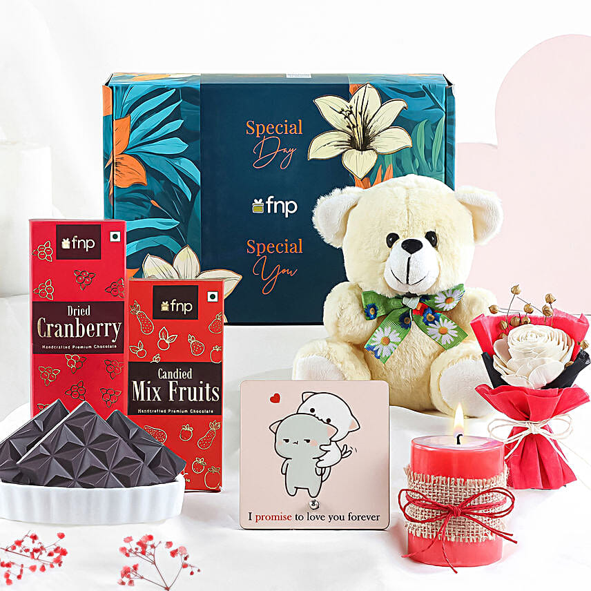 7 Days of Love Box
