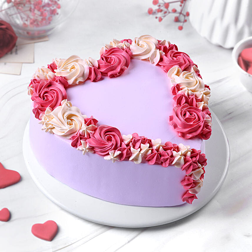 Strawberry Heart Floral Cake 500gm Eggless