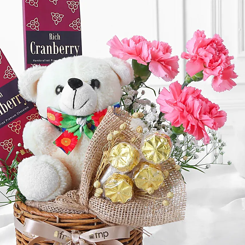 Blissful Hugs N Floral Charm Gift