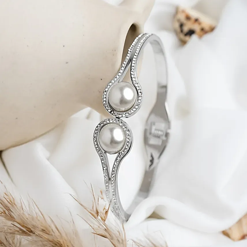 Beautiful Pearl Silver Bracelet