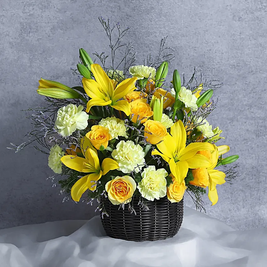 Alluring Sunkissed Blooms