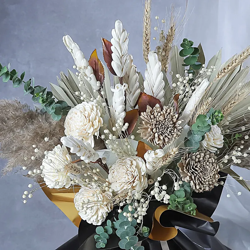 Biscoff Cake N Rustic Charm Sola Flower Bouquet