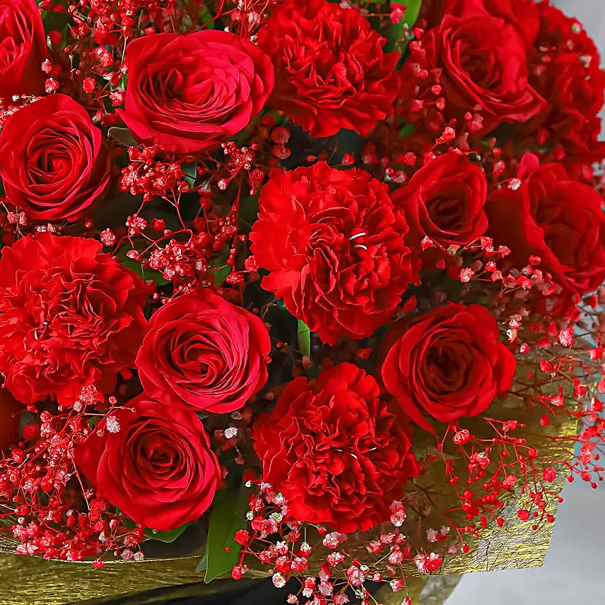 Grand Gesture Rose Bouquet N Brownie Cheesecake
