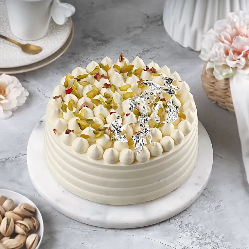 Thandai Essence Eggless Cream Cake