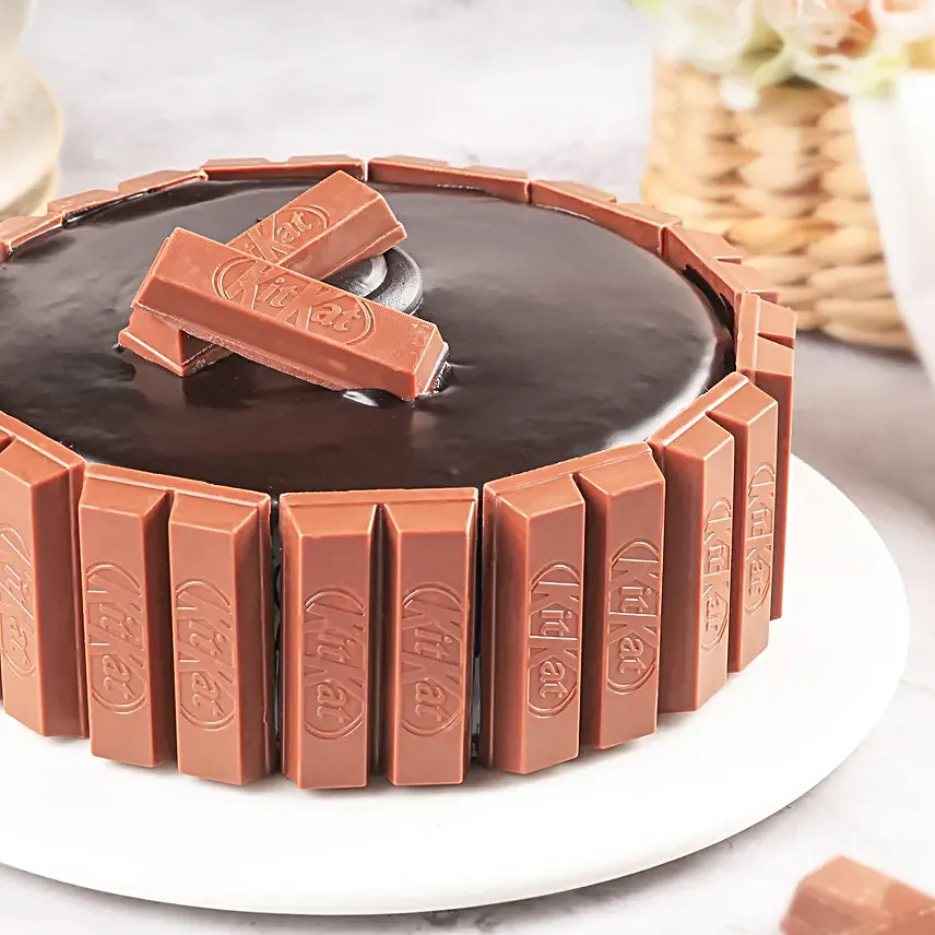KitKat Fantasy Truffle Cake