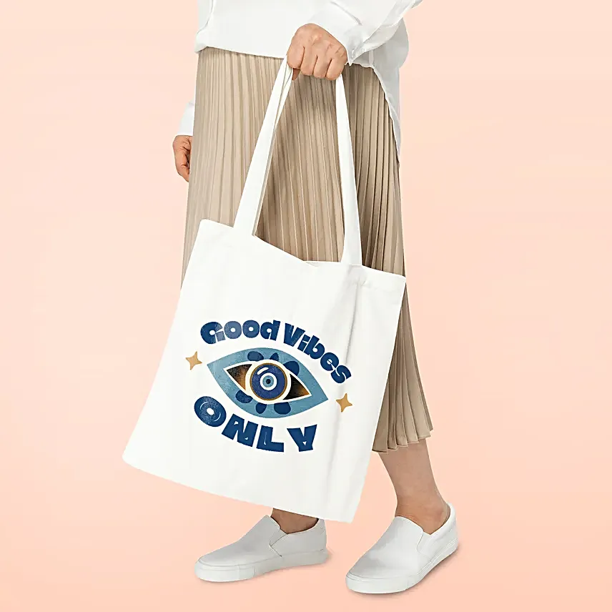 Good Vibes Only Trendy Tote Bag