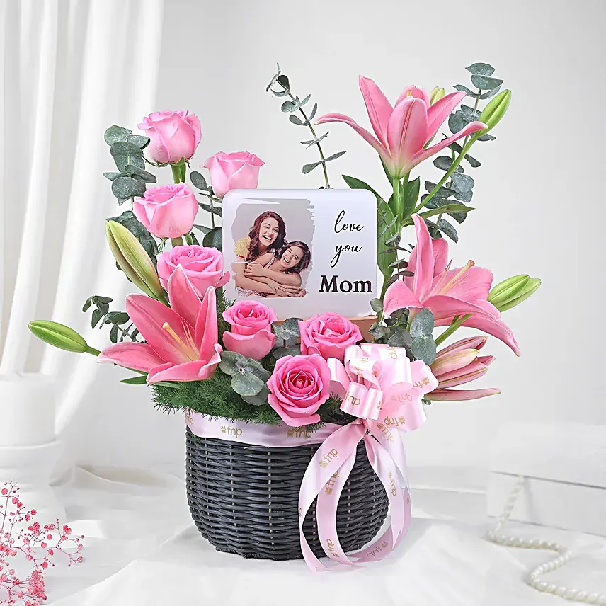 Personalised Lamp N Blushing Lilies Arrangement