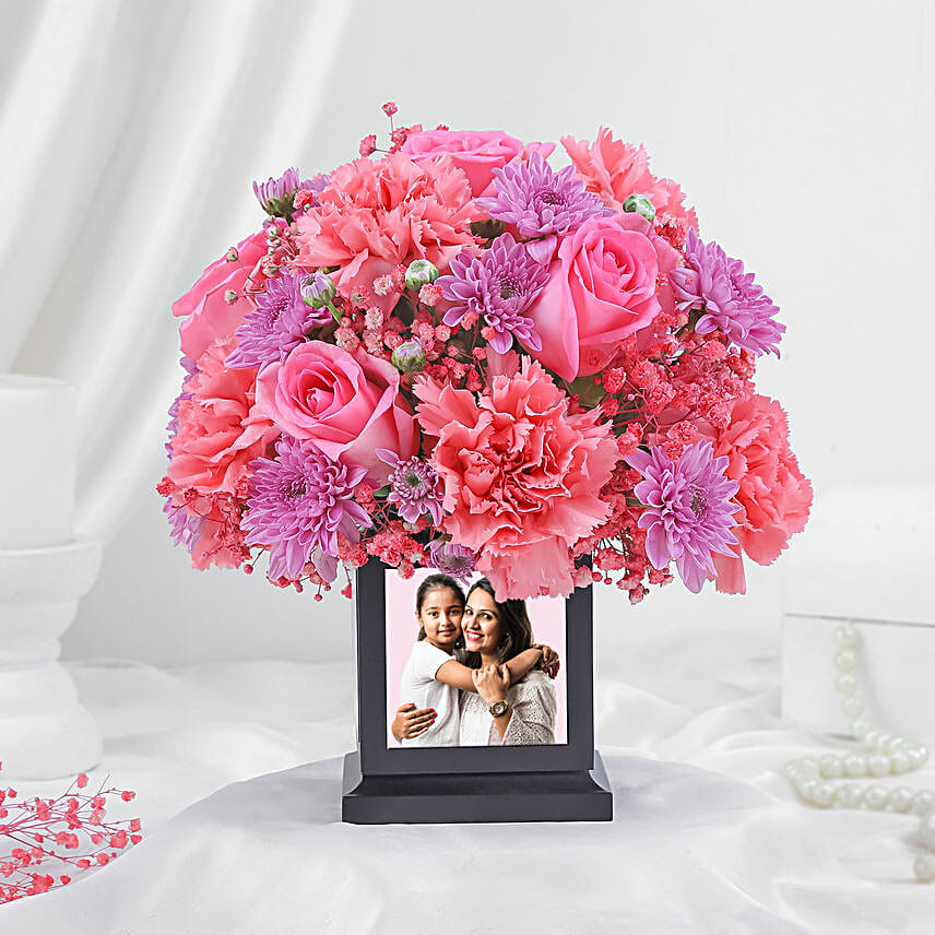 Bedazzled Roses Delight In Personalised Pen Holder