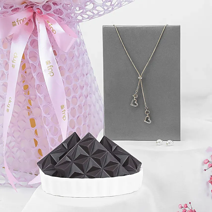 Charming Moms Day Floral Surprise