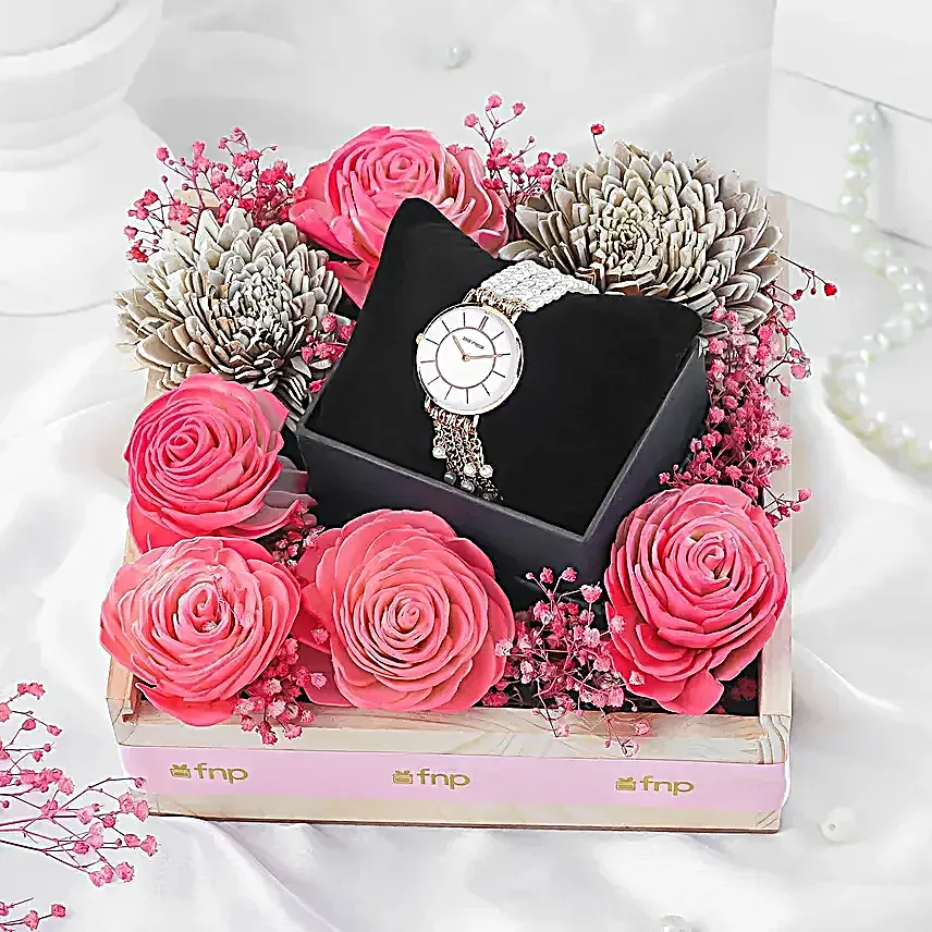 Watch N Blooms Gift Tray for Mom