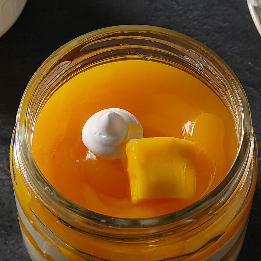 Creamy Mango Jar Cake