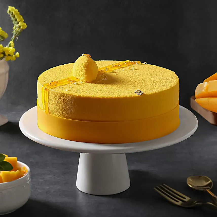 Fresh Tempting Mango Cream Cake