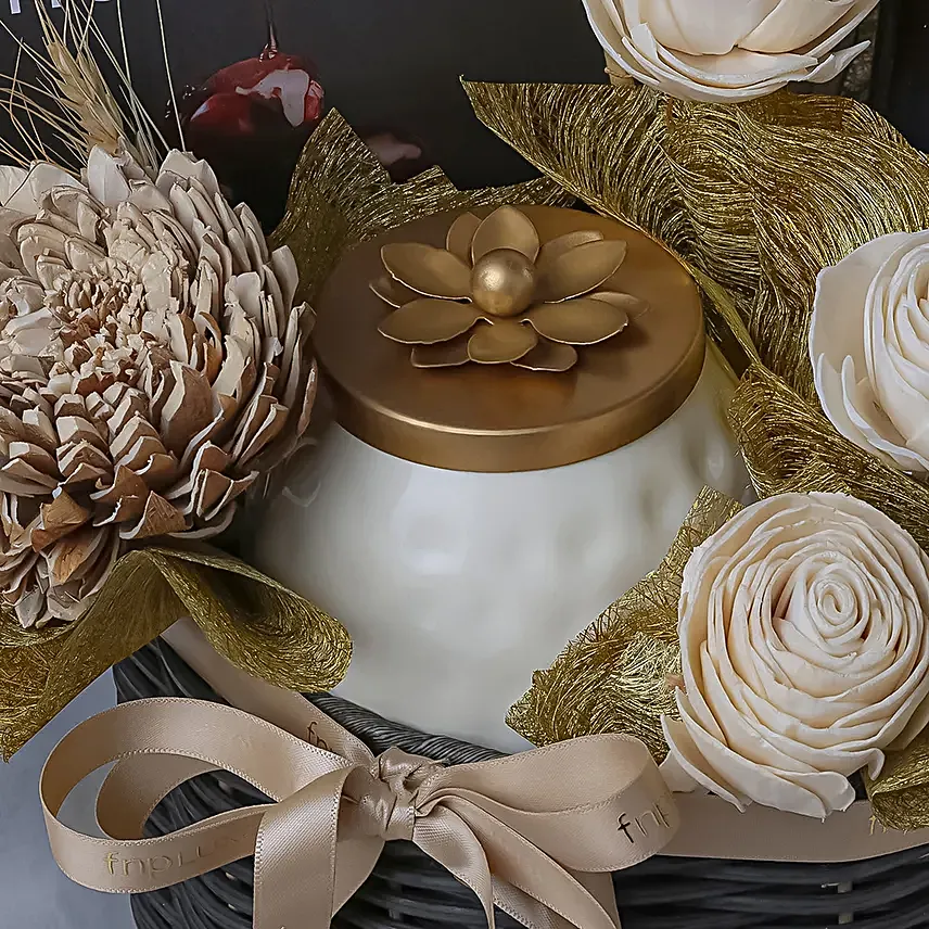 Mothers Day Luxe Bloom N Treat Hamper