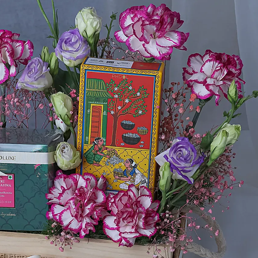 Mothers Day Luxury Floral N Aroma Crate