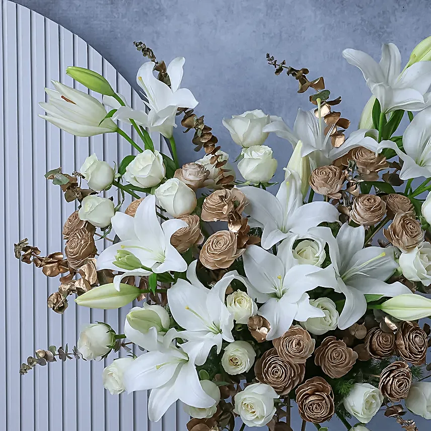 Majestic Golden Floral Elegance