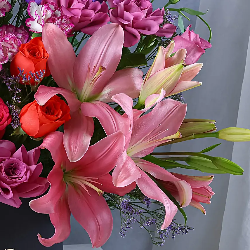 Spring Beauty Rose Lily Gift Box