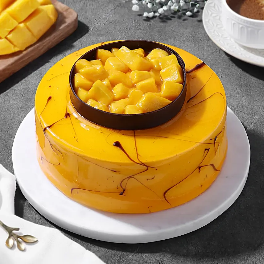 Mango Mania Cream Cake Eggless