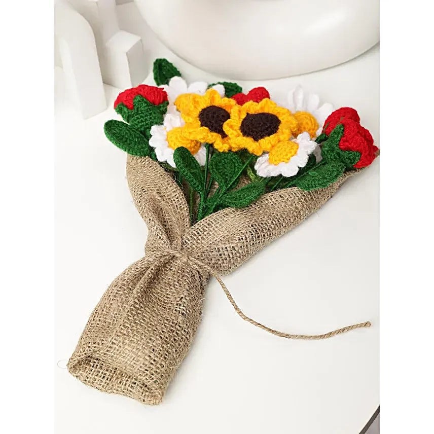 Colourful Crochet Blooms in Jute
