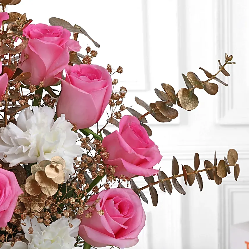 Majestic Floral Elegance
