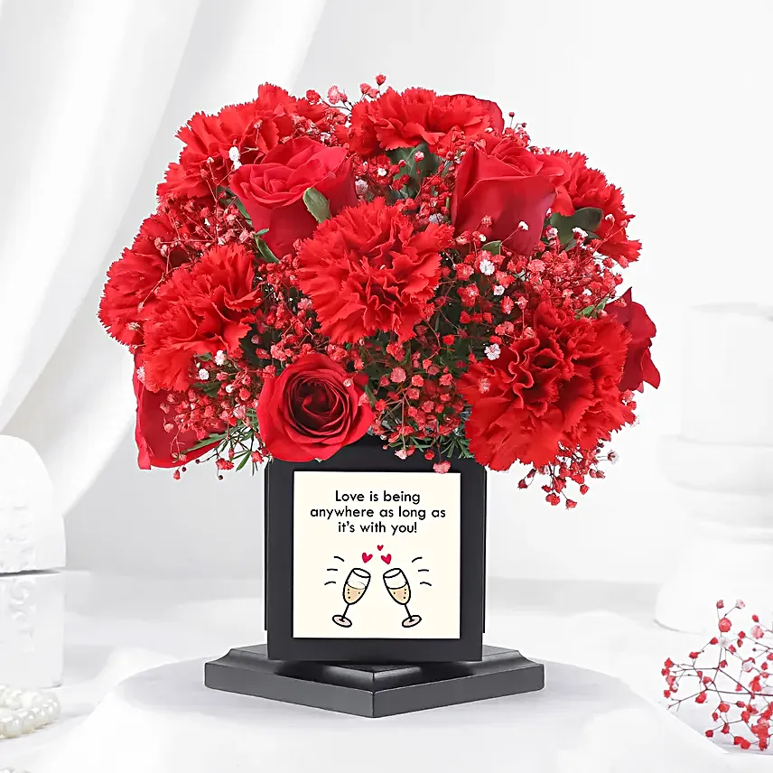 Red Blooms in Photo Pen Stand for Anniversary