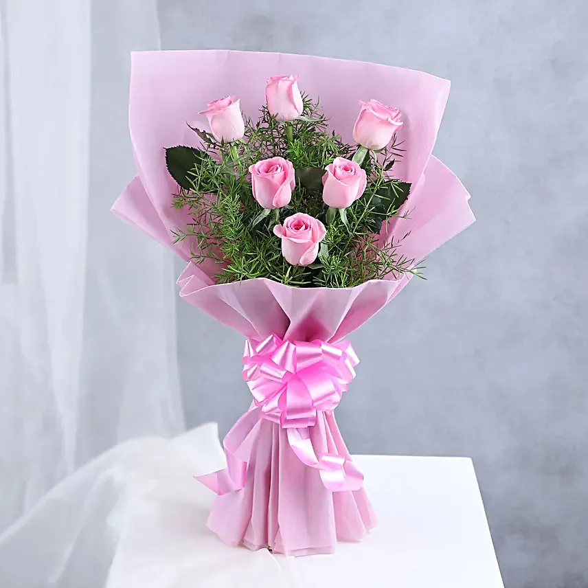 Pretty In Pink Bouquet N Truffle Cake Combo