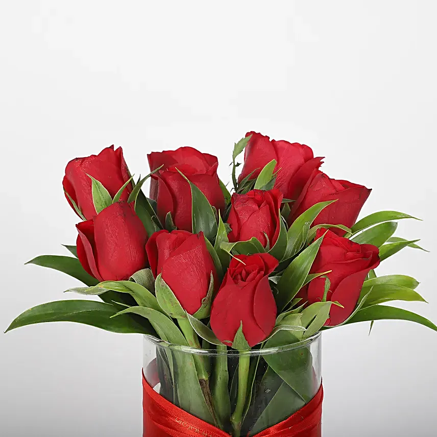 Sweet surprise with floral arrangement
