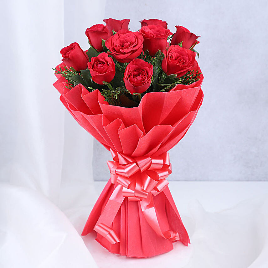 Red Rose with Cake - Bouquet of 10 red roses and 500 grams of chocolate truffle cake.