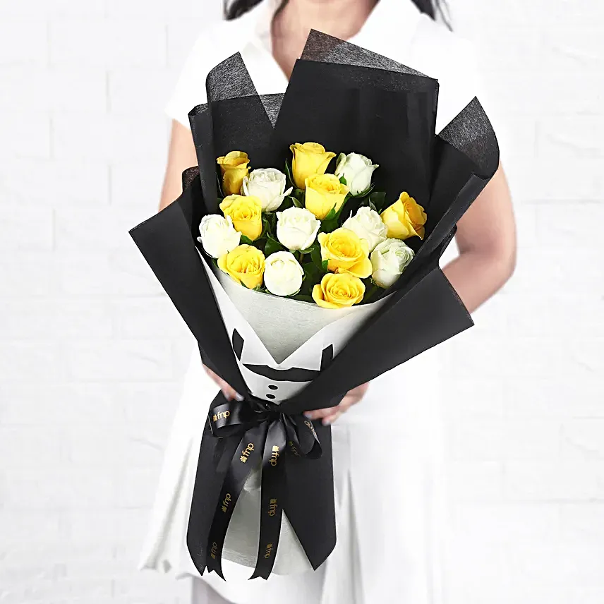Sunshine Affair Bouquet N Truffle Cake Combo