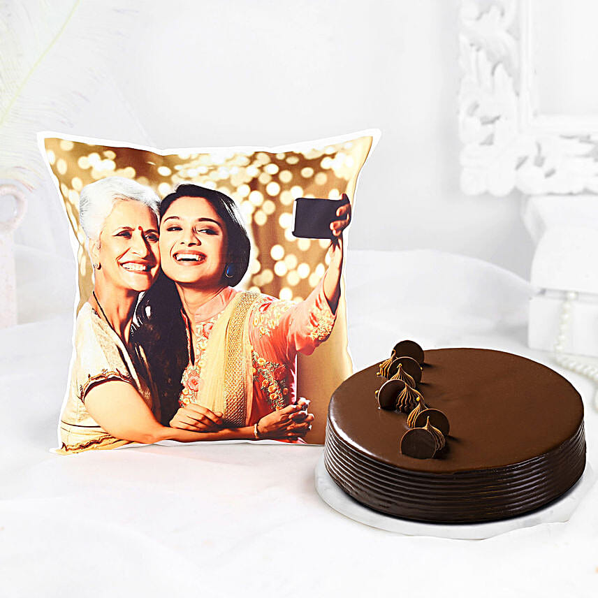 Online Cake with Cushion