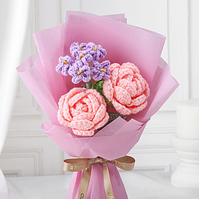 Buy/Send Rose and Daisy Crochet Pair Online- FNP