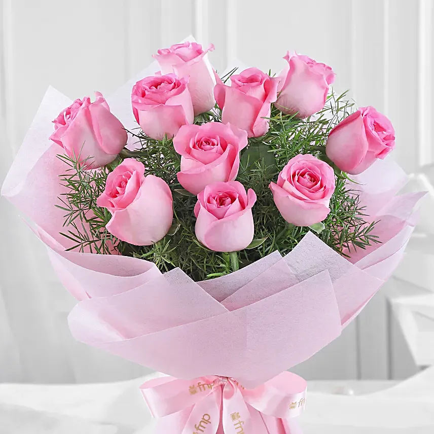 Bunch of 10 pink roses