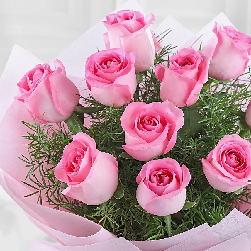 Bunch of 10 pink roses