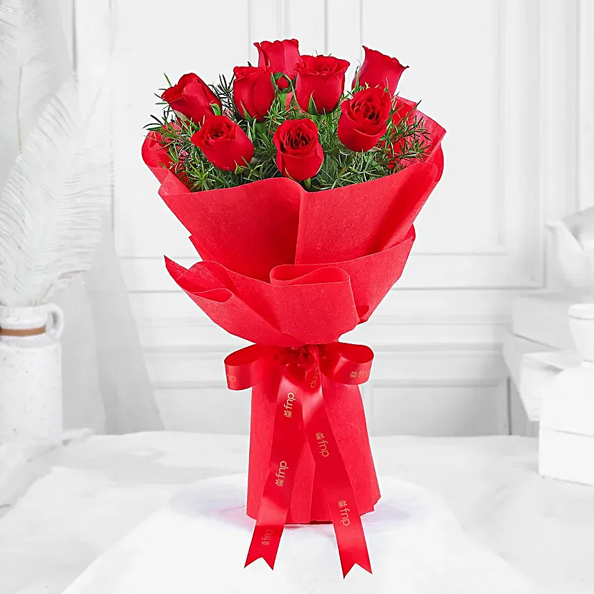 Enigmatic 8 Red Roses